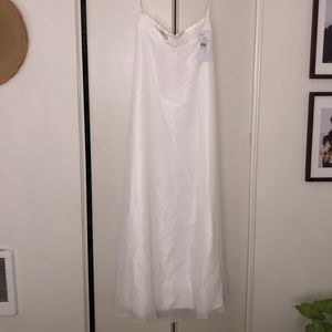 David’s Bridal Long Chiffon Skirt Size 4